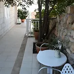Mariva Deluxe * דוברובניק