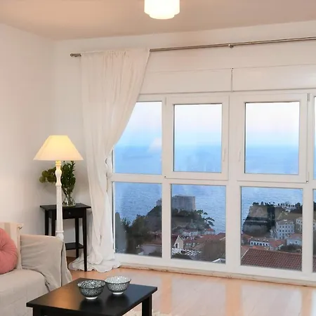 Mariva Deluxe *