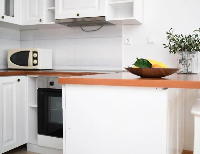 Mariva Deluxe Apartment *